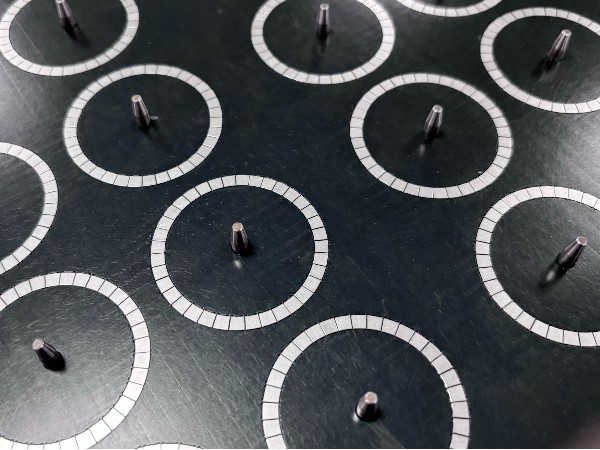 無線充磁鐵整列組裝充磁貼膜全自動(dòng)生產(chǎn)線解決方案 無線充磁鐵整列組裝充磁貼膜全自動(dòng)生產(chǎn)線解決方案