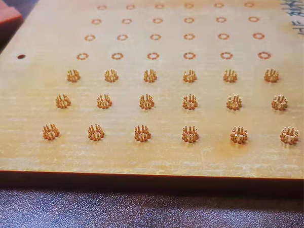 唯思特全自動(dòng)整列機(jī)定制案例 唯思特全自動(dòng)整列機(jī)定制案例