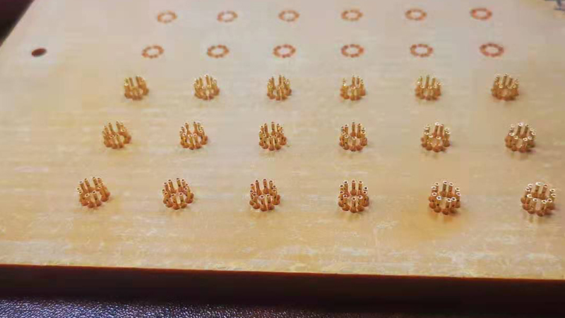 唯思特全自動整列機定制案例 唯思特全自動整列機定制案例